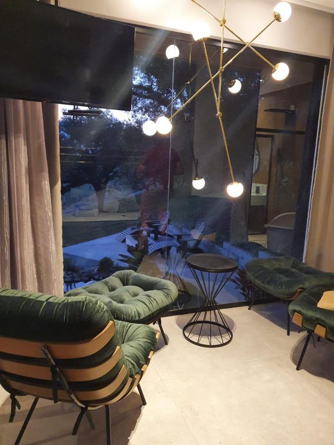 Cabana Quartzo Verde Prox A Cidade Vista Para Ponto Turistico Morro Do Campestre אורוביסי מראה חיצוני תמונה